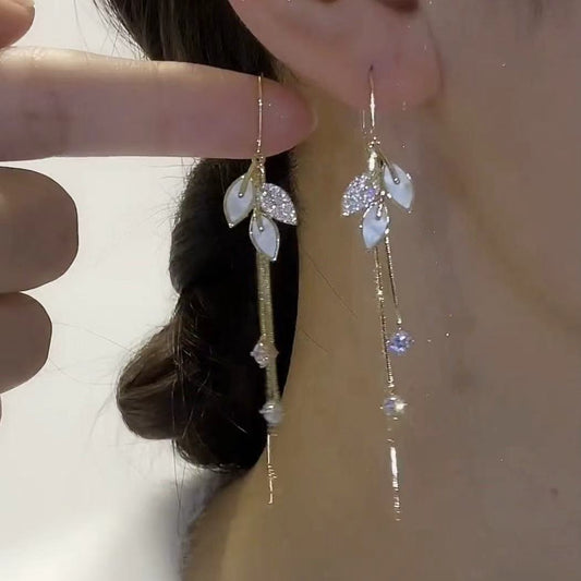 Leaf Fringe Small Design Sense Long Light Luxury Earrings